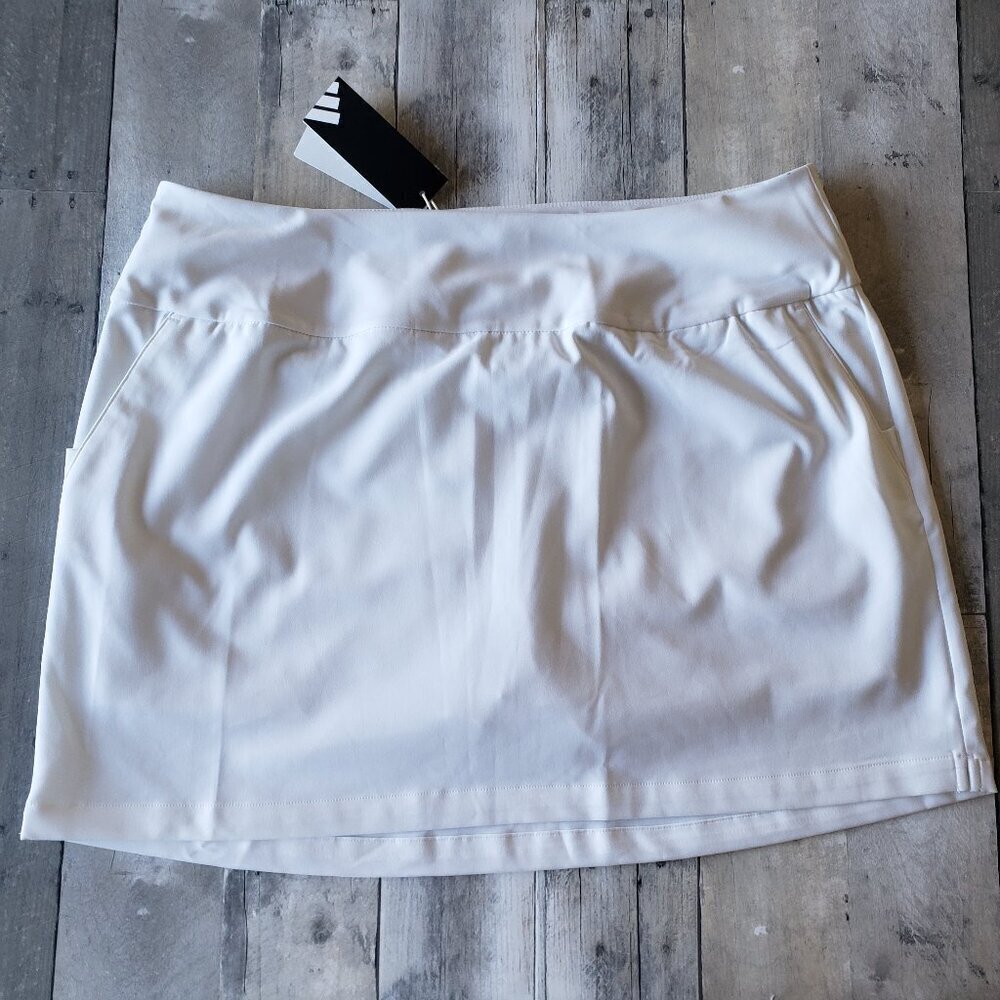 NWT - Adidas Women’s Pull On White Skort - Size L